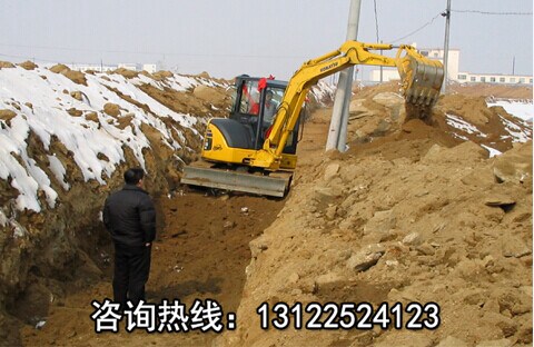 小松PC55-2挖掘机